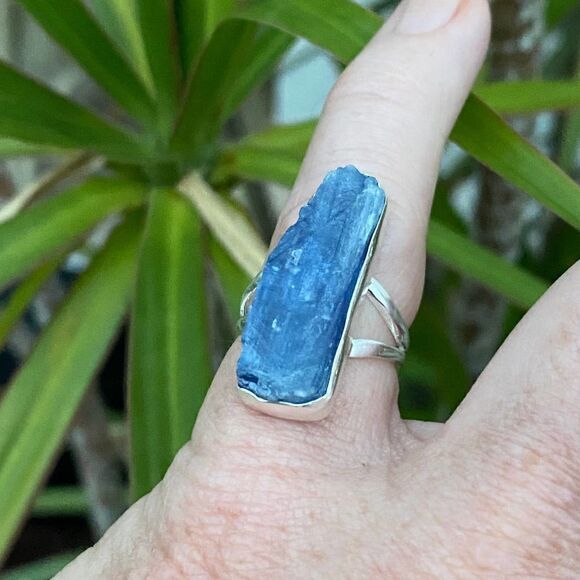 Sterling Silver Blue Kyanite Ring Size 6 - Picture 3 of 11